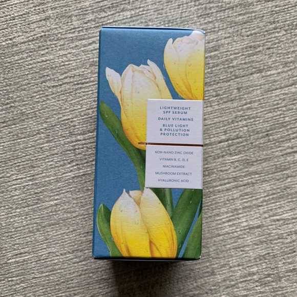 BNIB Bloomeffects Sunscreen Serum - Picture 2 of 6